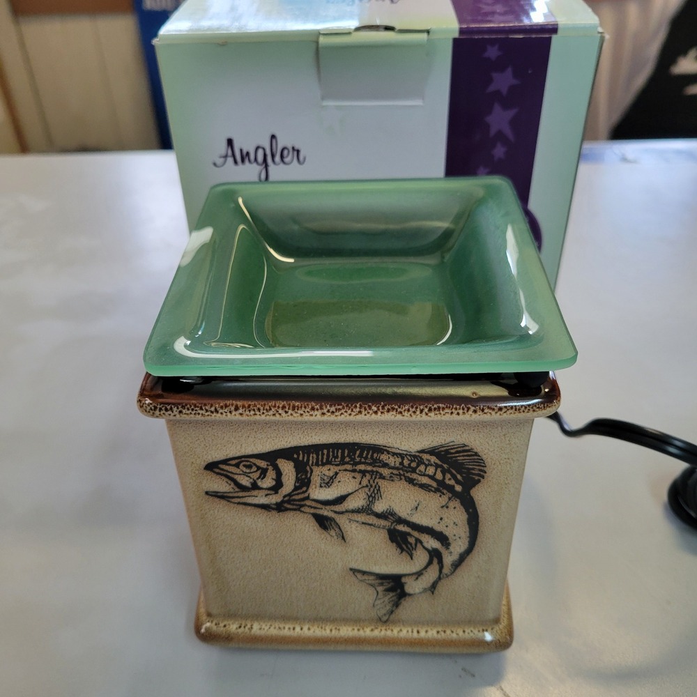 Scentsy Angler Full-Size Warmer Fish Fly Fishing Lure Ceramic Green Glass Dish